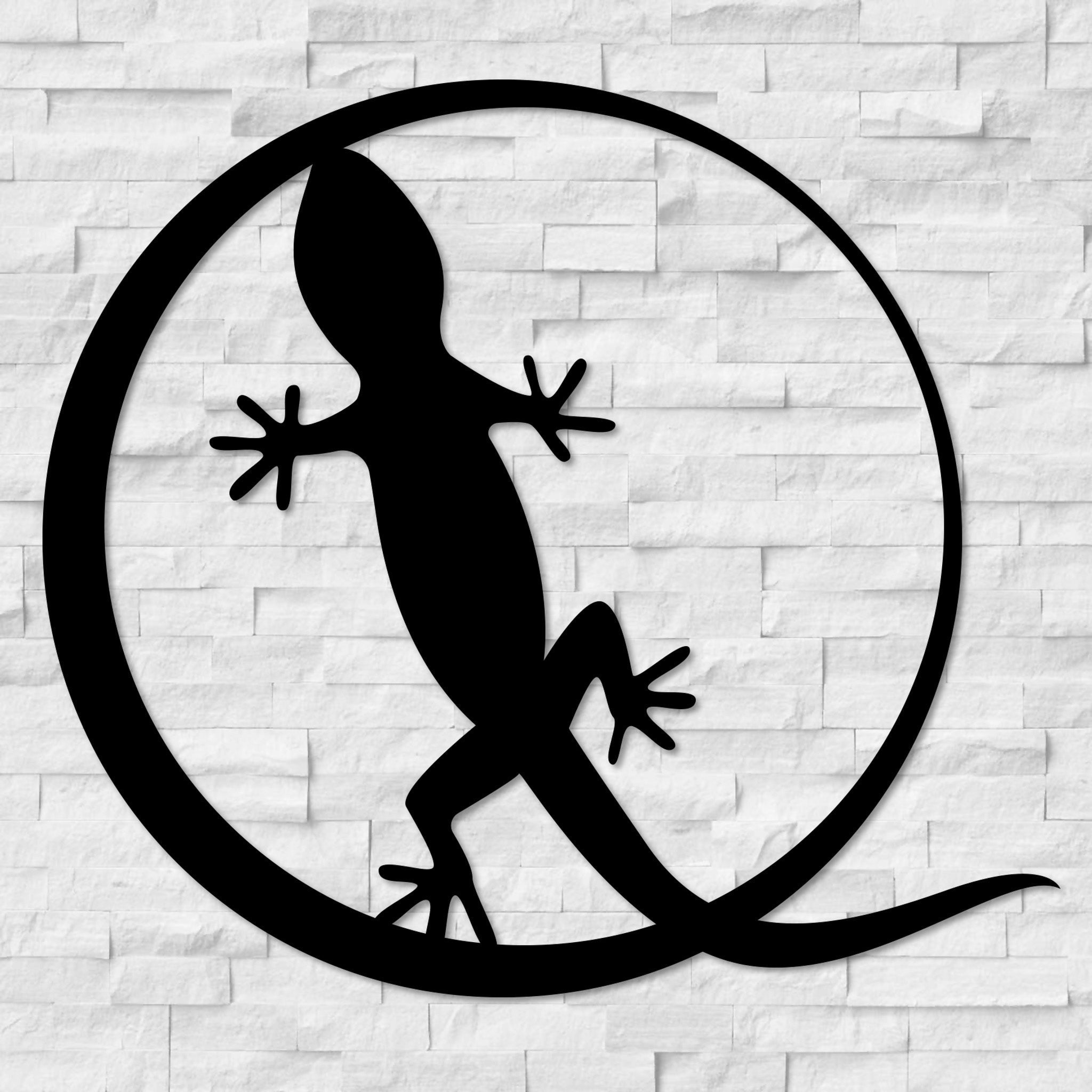 Gecko Circle Metal Wall Art