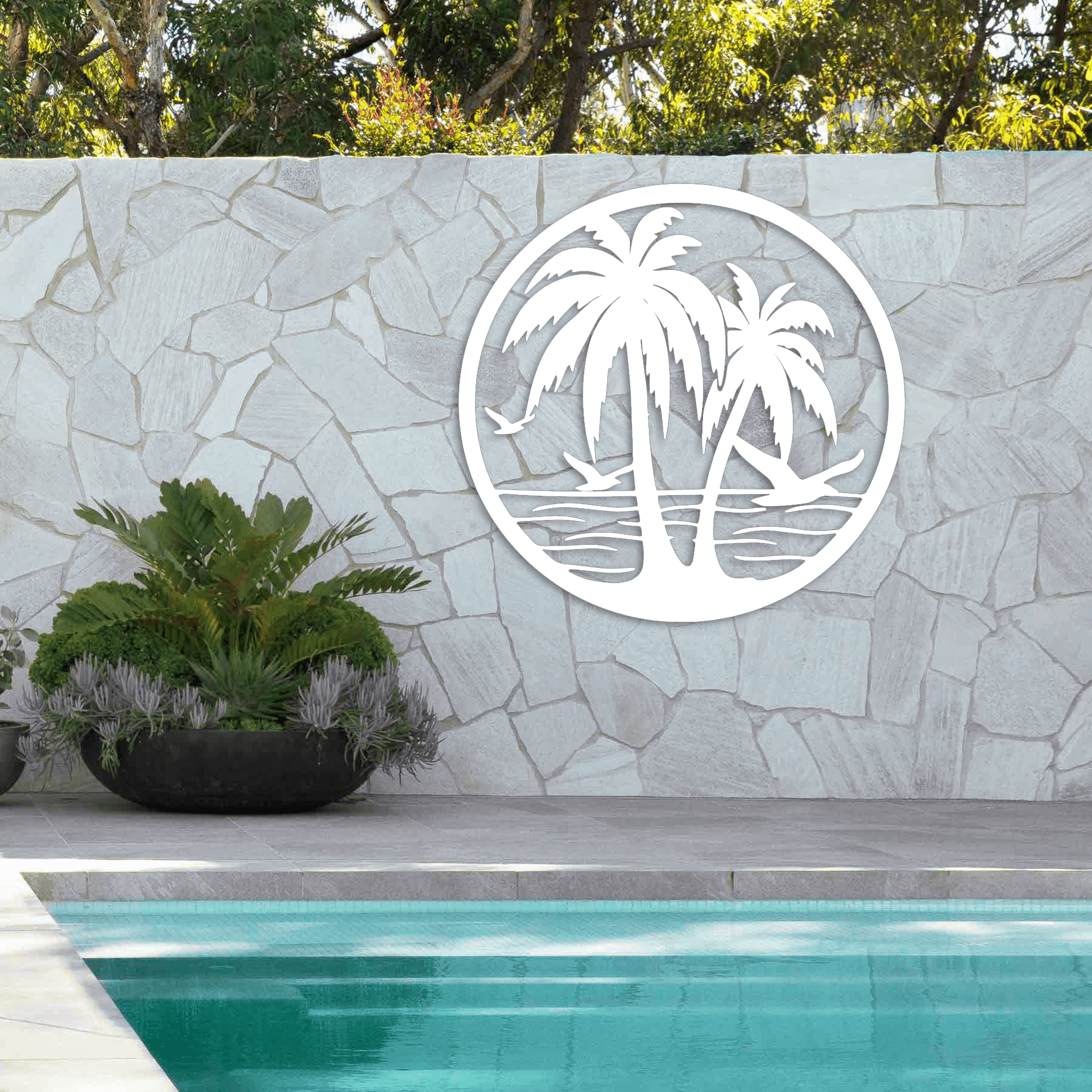 Beach Palm Trees Circle Metal Wall Décor